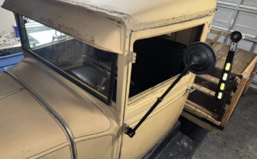 Chevrolet-Pickup-1931-Tan-Tan-44
