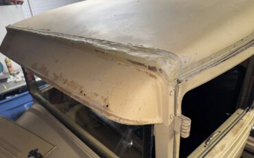 Chevrolet-Pickup-1931-Tan-Tan-47