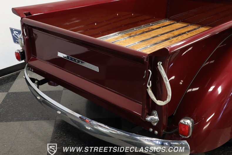 Chevrolet-Pickup-1946-Burgundy-Maroon-BronzeCream-22