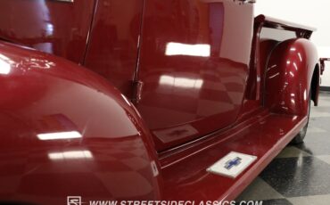 Chevrolet-Pickup-1946-Burgundy-Maroon-BronzeCream-27