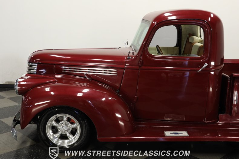 Chevrolet-Pickup-1946-Burgundy-Maroon-BronzeCream-28