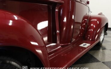 Chevrolet-Pickup-1946-Burgundy-Maroon-BronzeCream-30