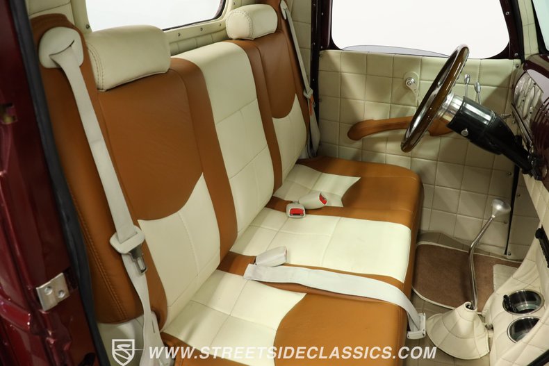 Chevrolet-Pickup-1946-Burgundy-Maroon-BronzeCream-41