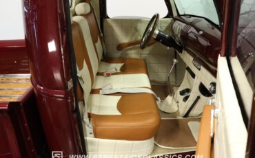 Chevrolet-Pickup-1946-Burgundy-Maroon-BronzeCream-42