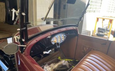 Chevrolet-Roadster-1928-Red-18