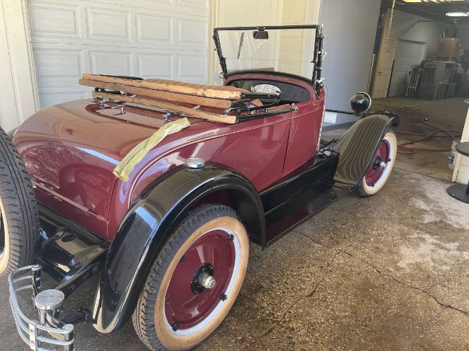 Chevrolet-Roadster-1928-Red-2