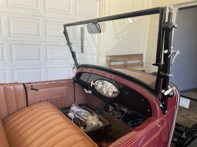 Chevrolet-Roadster-1928-Red-20