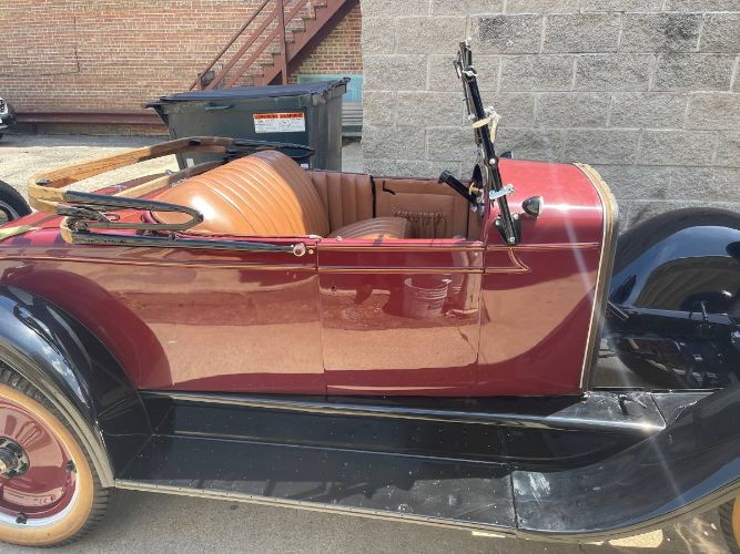 Chevrolet-Roadster-1928-Red-7