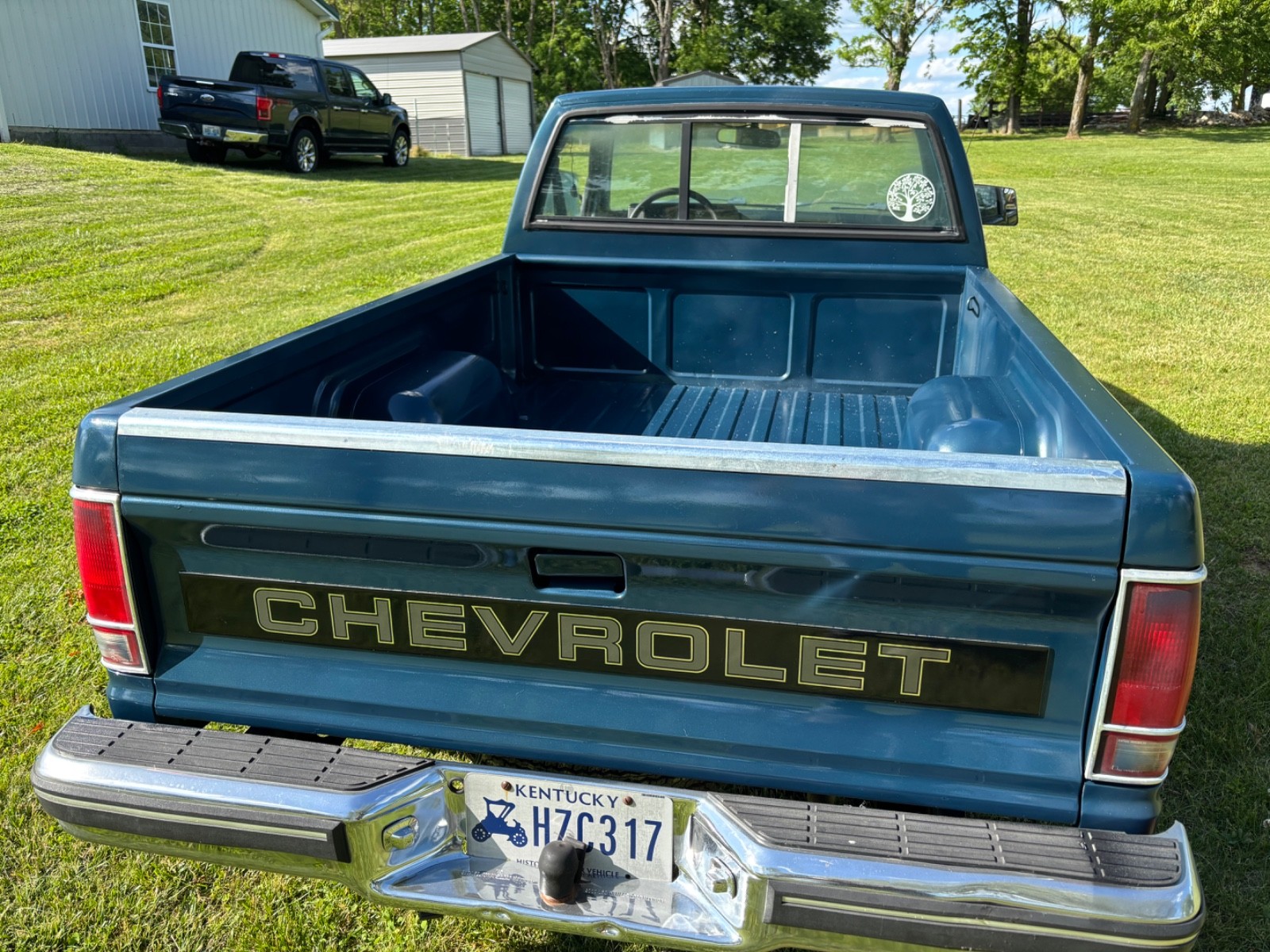 Chevrolet-S-10-1990-Standard-Cab-Pickup-3