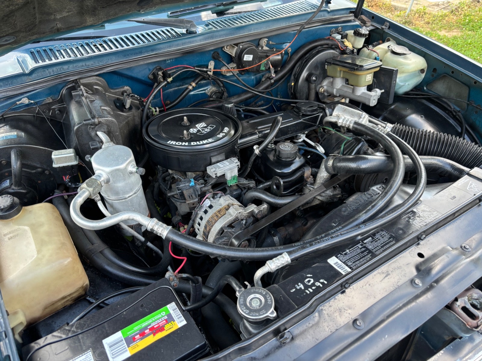 Chevrolet-S-10-1990-Standard-Cab-Pickup-6