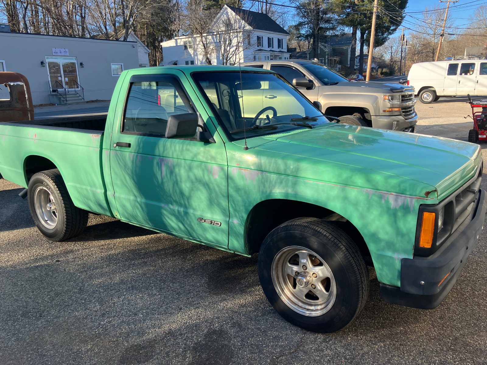 Chevrolet-S-10-1993-Standard-Cab-Pickup-1