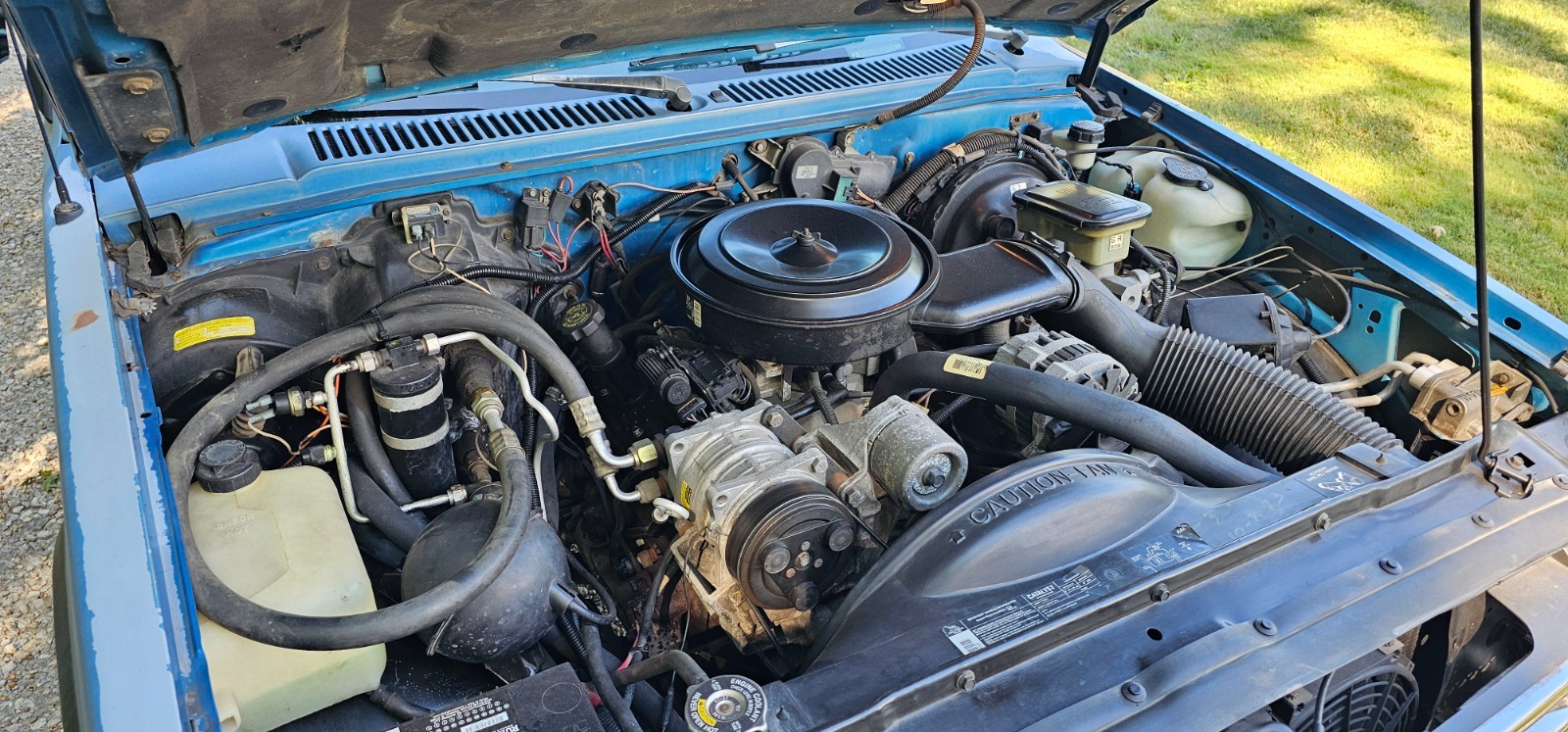 Chevrolet-S-10-1993-Standard-Cab-Pickup-10
