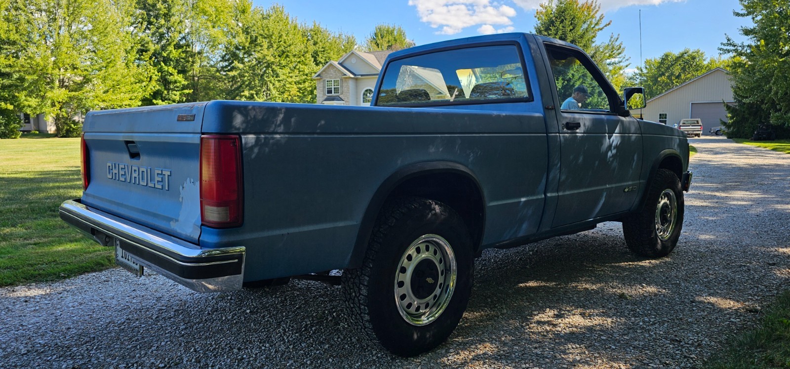Chevrolet-S-10-1993-Standard-Cab-Pickup-4