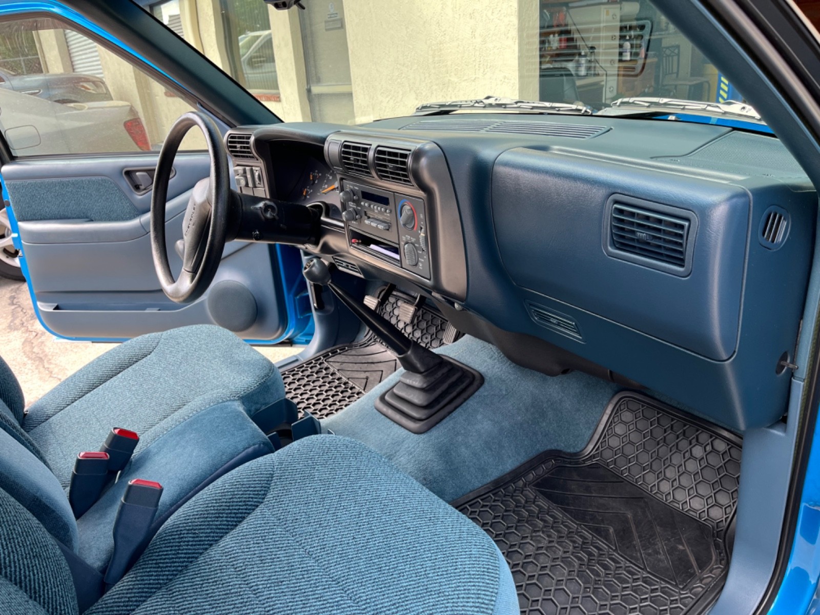 Chevrolet-S-10-1994-Single-Cab-8