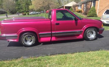 Chevrolet-S-10-1994-Standard-Cab-Pickup-1