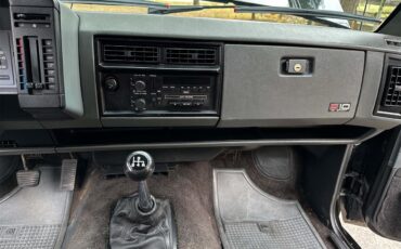 Chevrolet-S10-1987-Black-Black-2