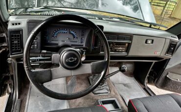 Chevrolet-S10-1987-Black-Black-7