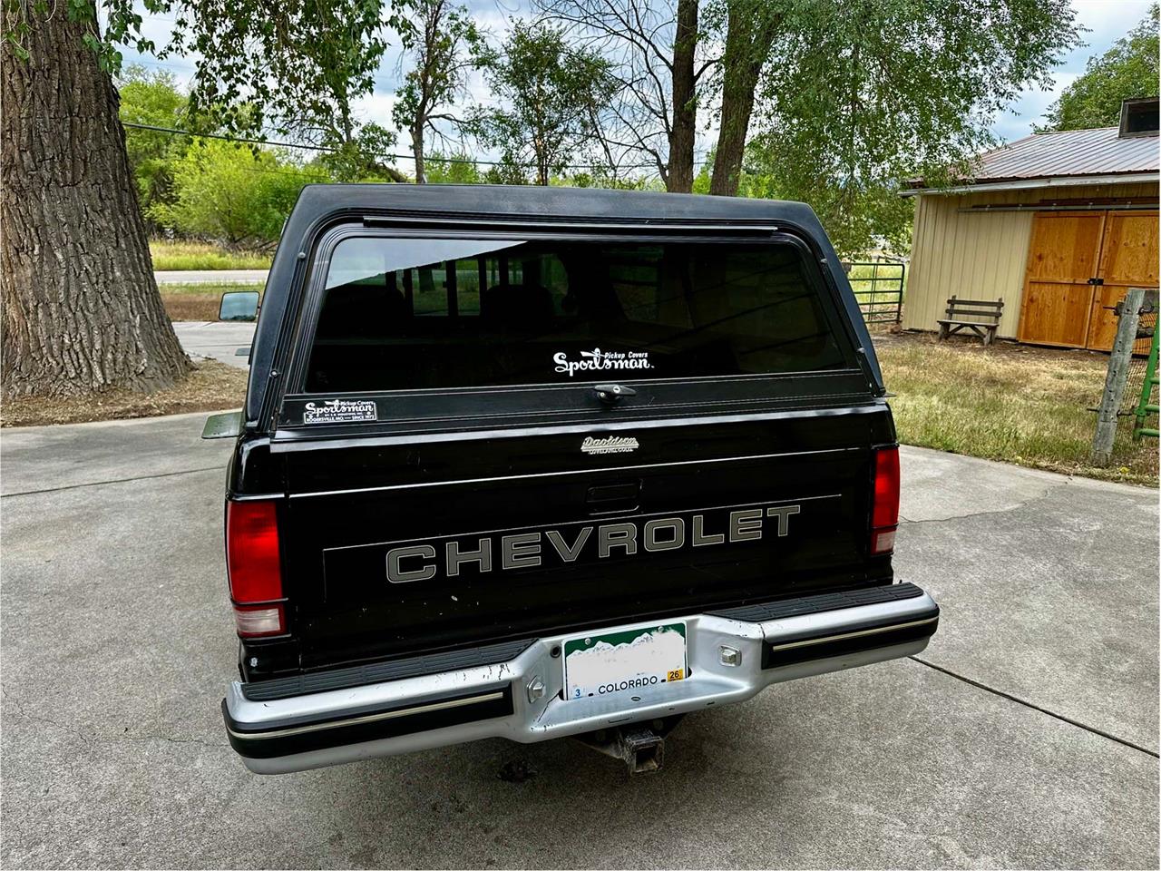 Chevrolet-S10-1987-Black-Black