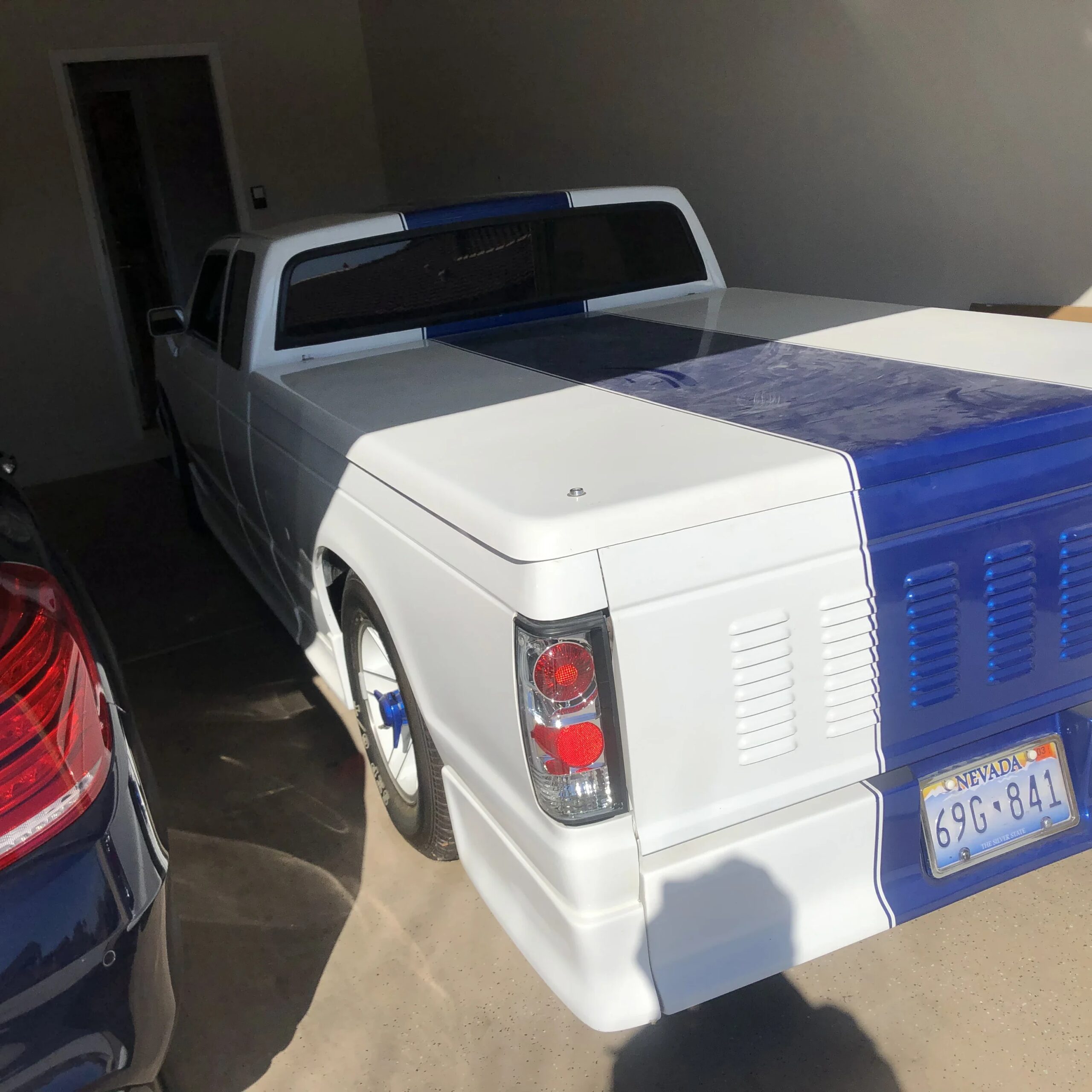 Chevrolet-S10-pickup-2wd-extended-cab-1985-White-Black-1