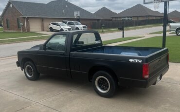 Chevrolet-S10-pickup-2wd-regular-cab-1987-Black-Blue