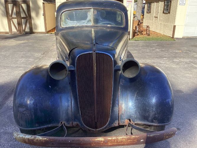 Chevrolet-Sedan-1936-Black-11