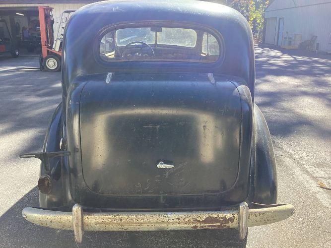Chevrolet-Sedan-1936-Black-7