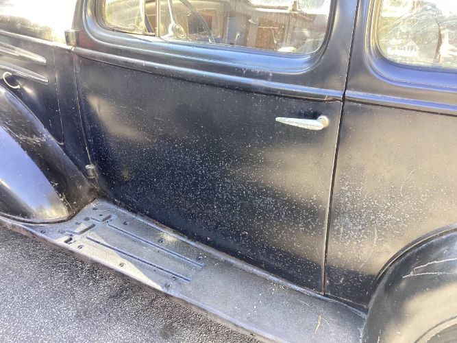 Chevrolet-Sedan-1936-Black-8