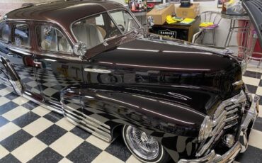Chevrolet-Sedan-1948-10