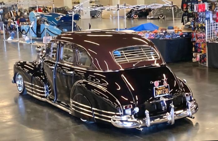 Chevrolet-Sedan-1948-2