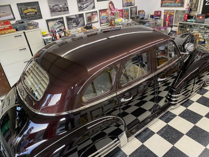 Chevrolet-Sedan-1948-9