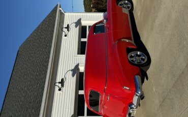 Chevrolet-Sedan-delivery-1952-Red-Beige-10