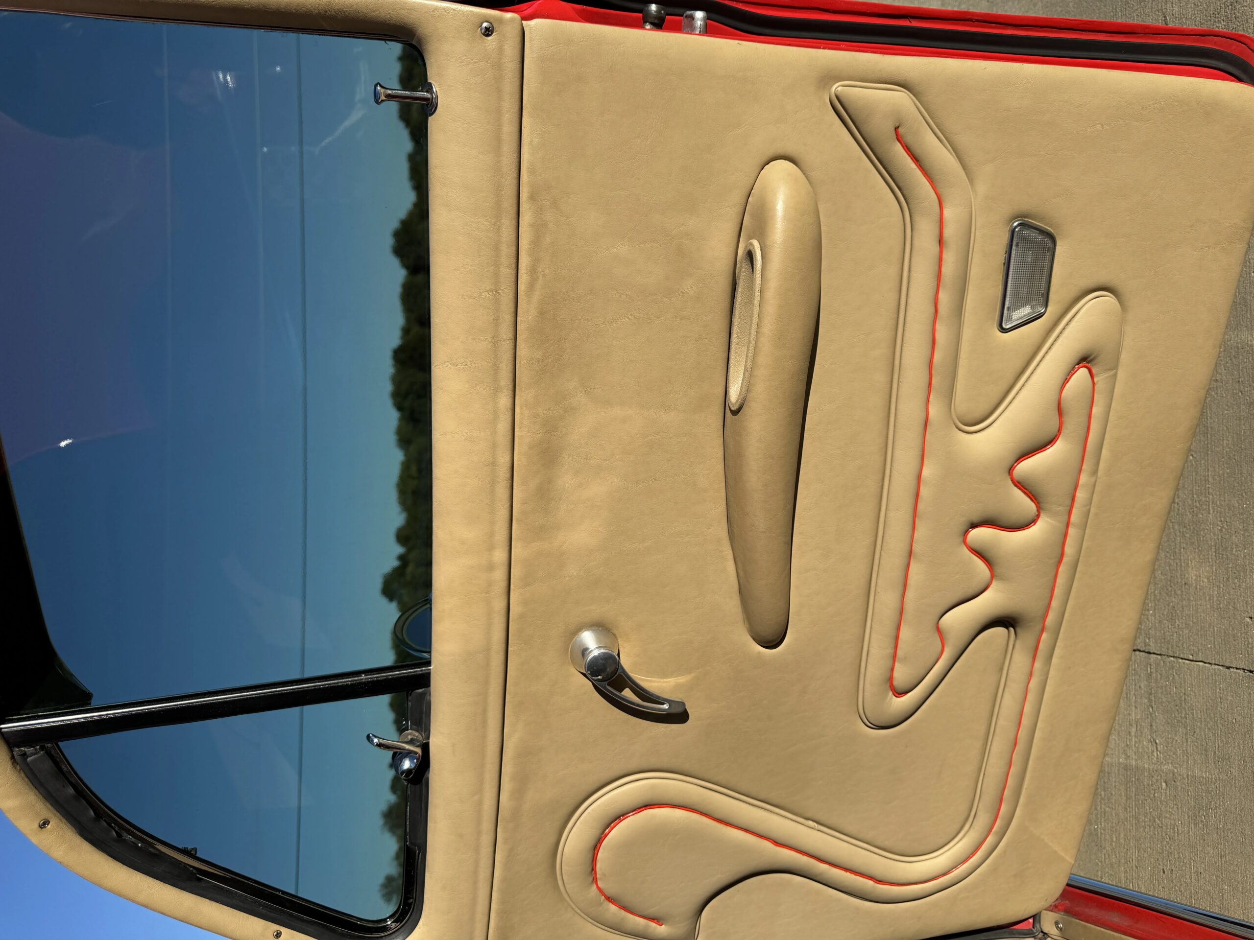 Chevrolet-Sedan-delivery-1952-Red-Beige-18