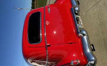 Chevrolet-Sedan-delivery-1952-Red-Beige-4