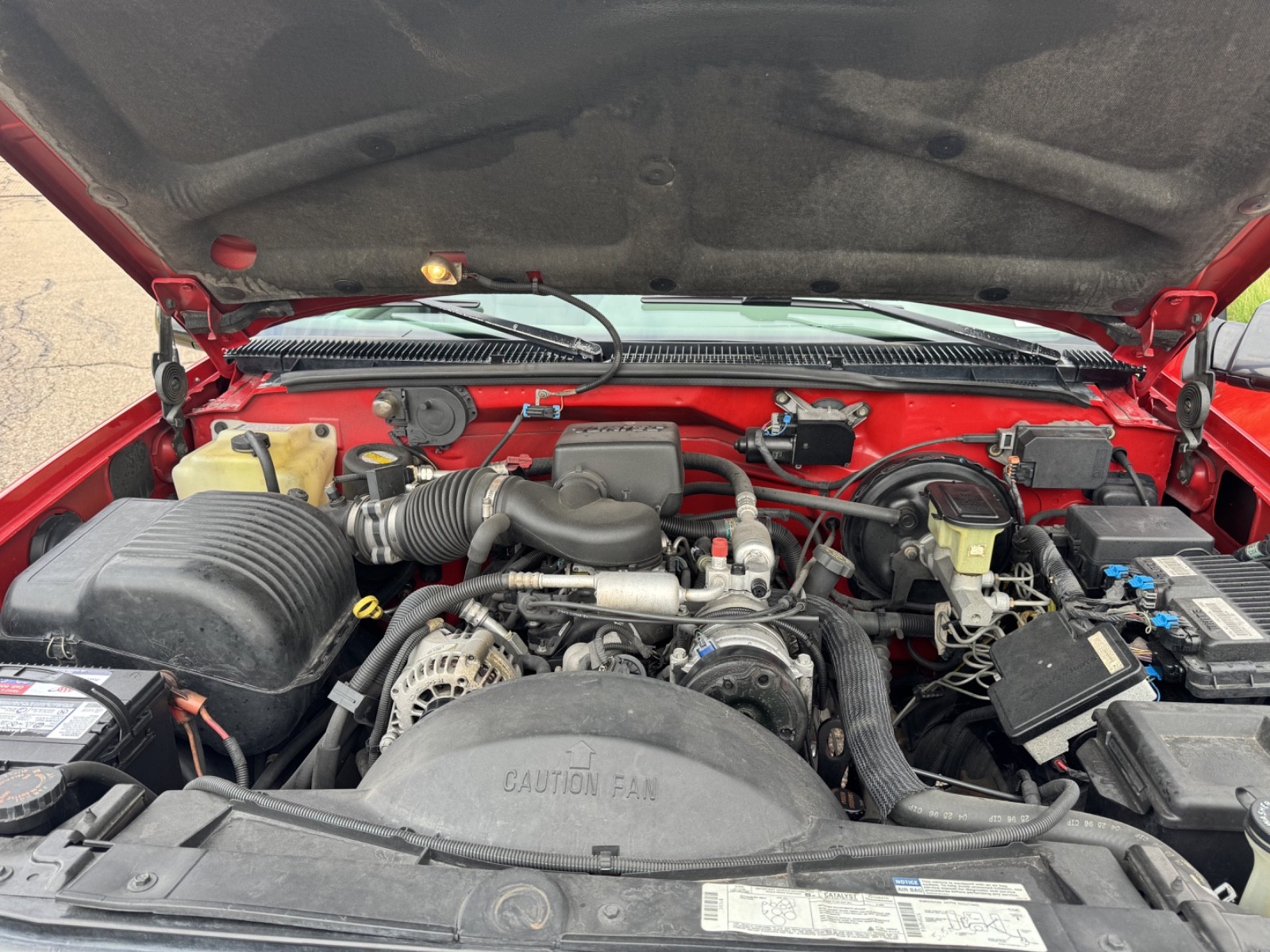 Chevrolet-Silverado-1500-1996-Standard-Cab-Pickup-23