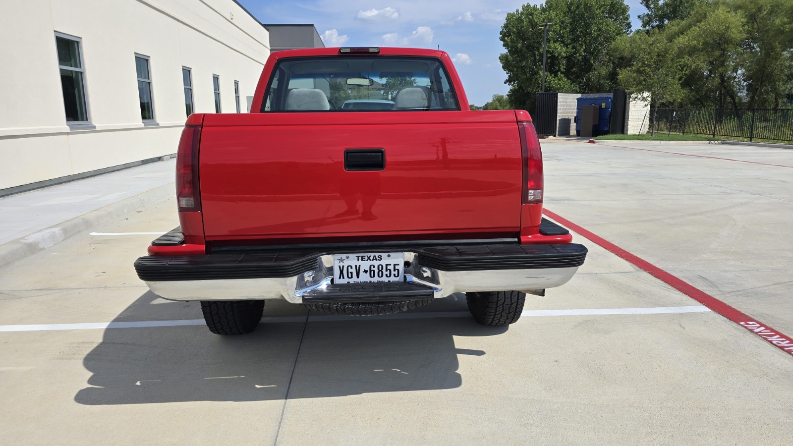 Chevrolet-Silverado-1500-1996-Standard-Cab-Pickup-3