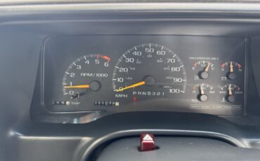 Chevrolet-Silverado-1500-1996-Standard-Cab-Pickup-30