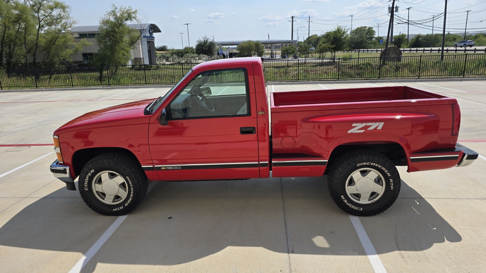 Chevrolet-Silverado-1500-1996-Standard-Cab-Pickup-6