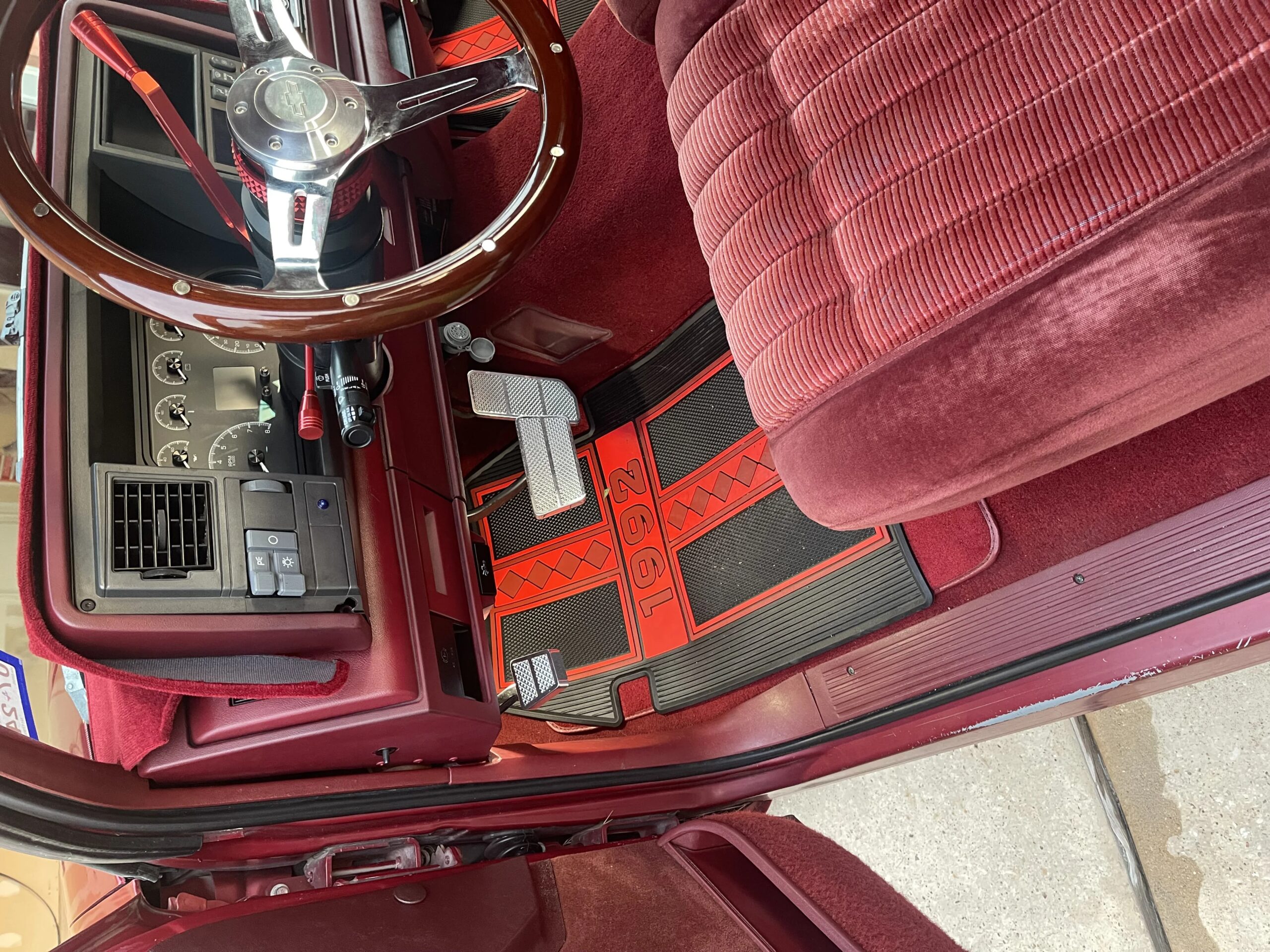 Chevrolet-Silverado-1500-2wd-extended-cab-1992-Burgundy-Burgundy-48