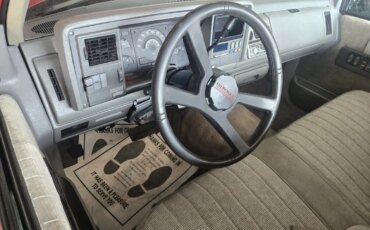 Chevrolet-Silverado-1500-2wd-regular-cab-1991-Red-Tan-1