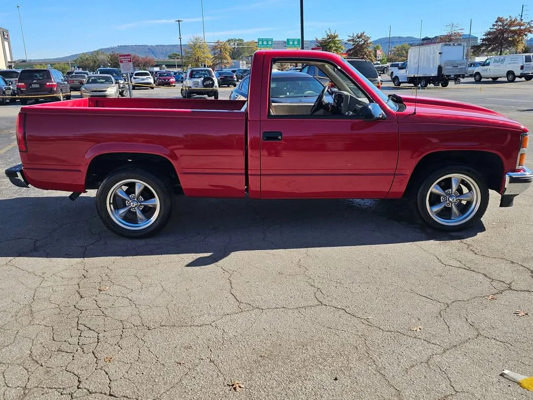 Chevrolet-Silverado-1500-2wd-regular-cab-1991-Red-Tan-8