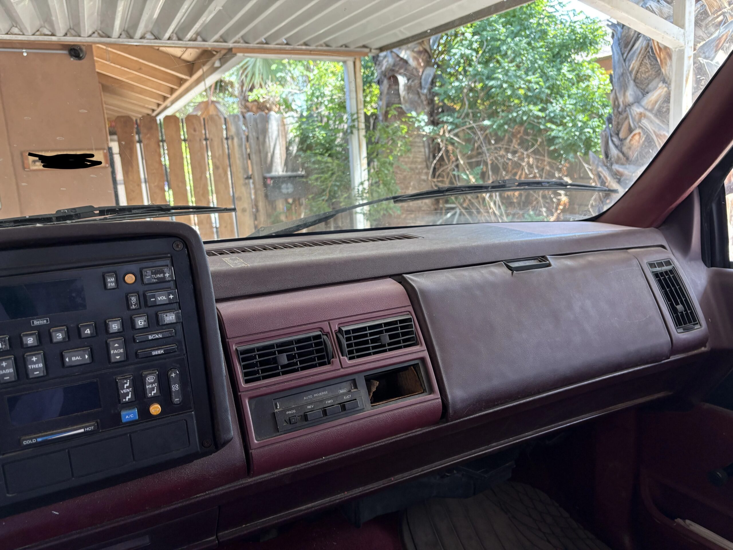 Chevrolet-Silverado-1500-4x4-extended-cab-1988-White-Burgundy-2