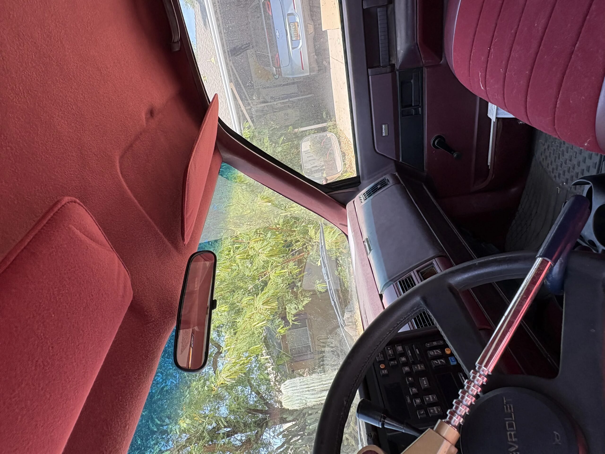 Chevrolet-Silverado-1500-4x4-extended-cab-1988-White-Burgundy-5