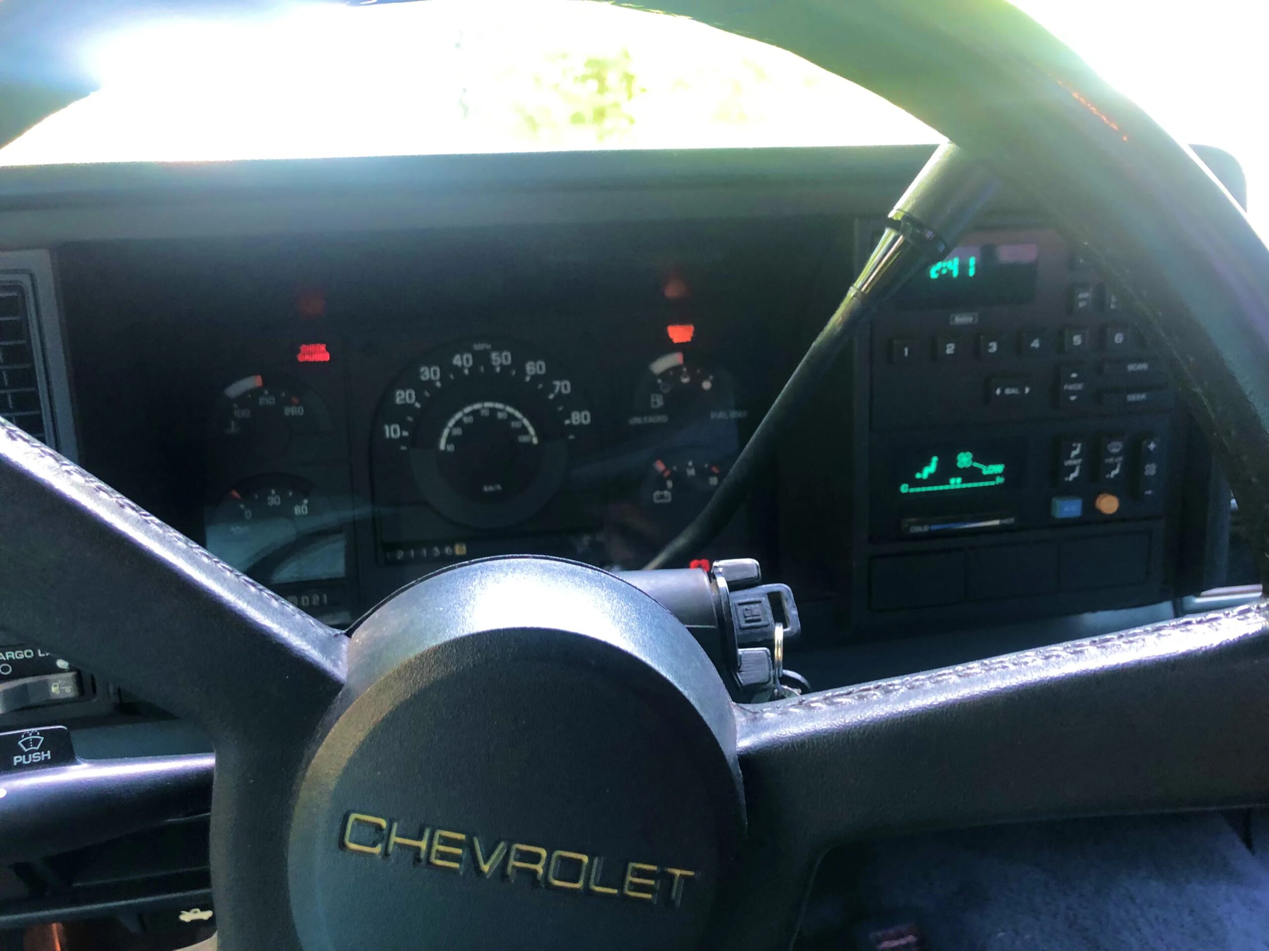 Chevrolet-Silverado-1500-4x4-regular-cab-1988-Blue-Blue-13