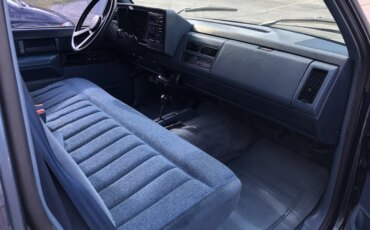 Chevrolet-Silverado-1500-4x4-regular-cab-1988-Blue-Blue-14