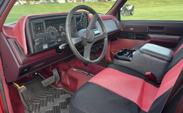 Chevrolet-Silverado-1500-4x4-regular-cab-1988-Red-Red-14