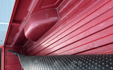Chevrolet-Silverado-1500-4x4-regular-cab-1988-Red-Red-17