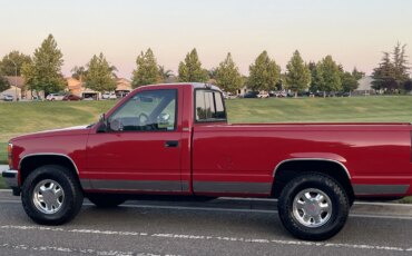 Chevrolet-Silverado-1500-4x4-regular-cab-1988-Red-Red-4