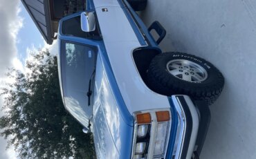 Chevrolet-Silverado-1500-4x4-regular-cab-1989-Blue-Blue-8
