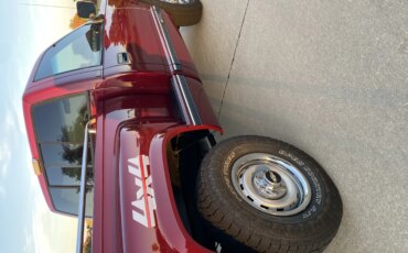 Chevrolet-Silverado-1500-4x4-regular-cab-1989-Red-Red-2