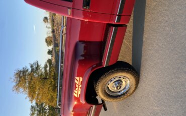 Chevrolet-Silverado-1500-4x4-regular-cab-1989-Red-Red-9